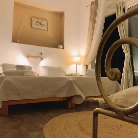 Akrotiri Otel Hanya