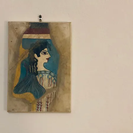 Готель Akrotiri
