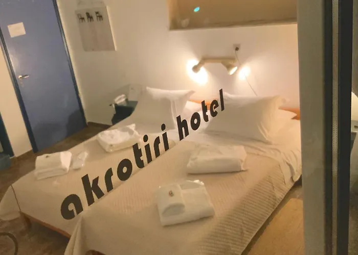 Otel Akrotiri 2*