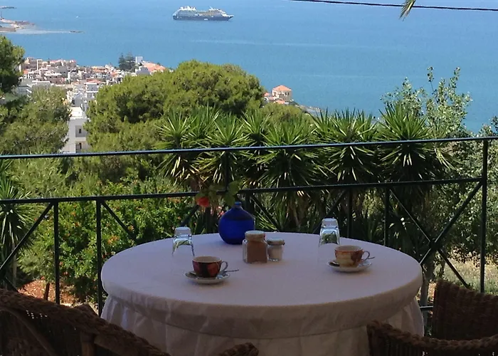 Akrotiri 2* Chania (Crete)